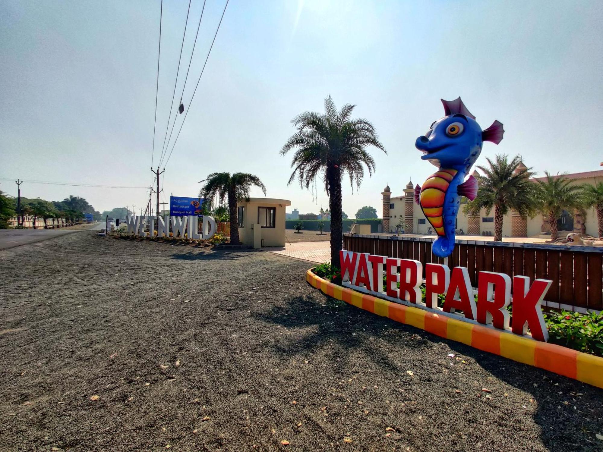 Wet N Wild Water Park & Resort Mendarda Exterior foto